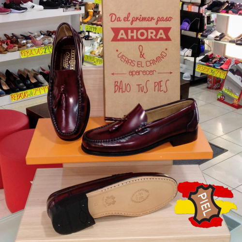 Castellanos con Borlas Todo Piel Florentina y Suela de Cuero Made in Spain Castellanos con Borlas Todo Piel Florentina y Suela de Cuero Made in Spain