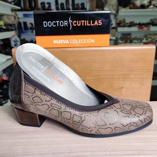 Doctor Cutillas 81762 – Salón de mujer en licra adaptable con plantilla extraíble confort absoluto    VICKY Zapatos Doctor Cutillas 81762 – Salón de mujer en licra adaptable con plantilla extraíble confort absoluto    VICKY Zapatos